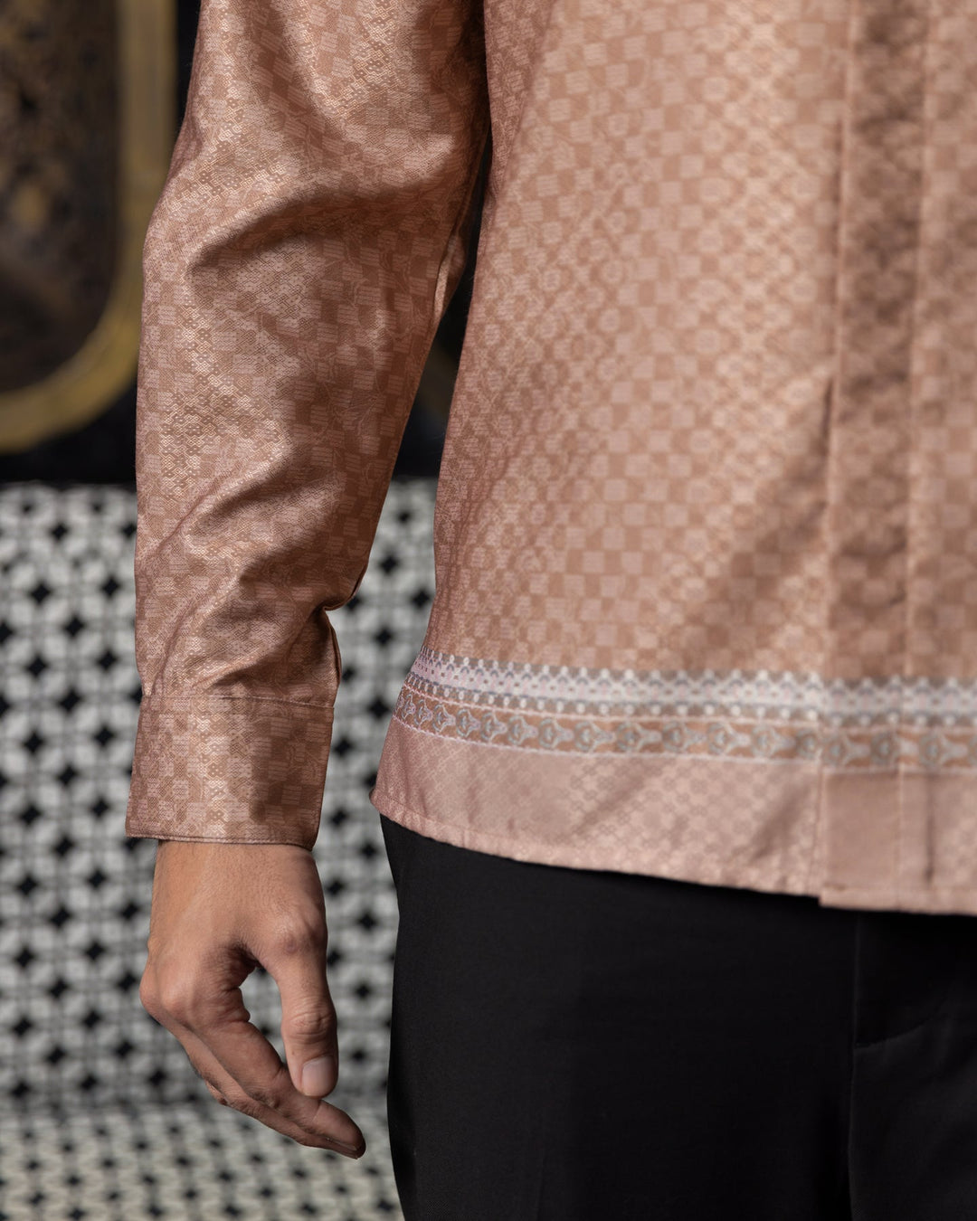 Minor Defect - Bhanu Kemeja Pria - Silk Road Expedition - Bukhara Edition