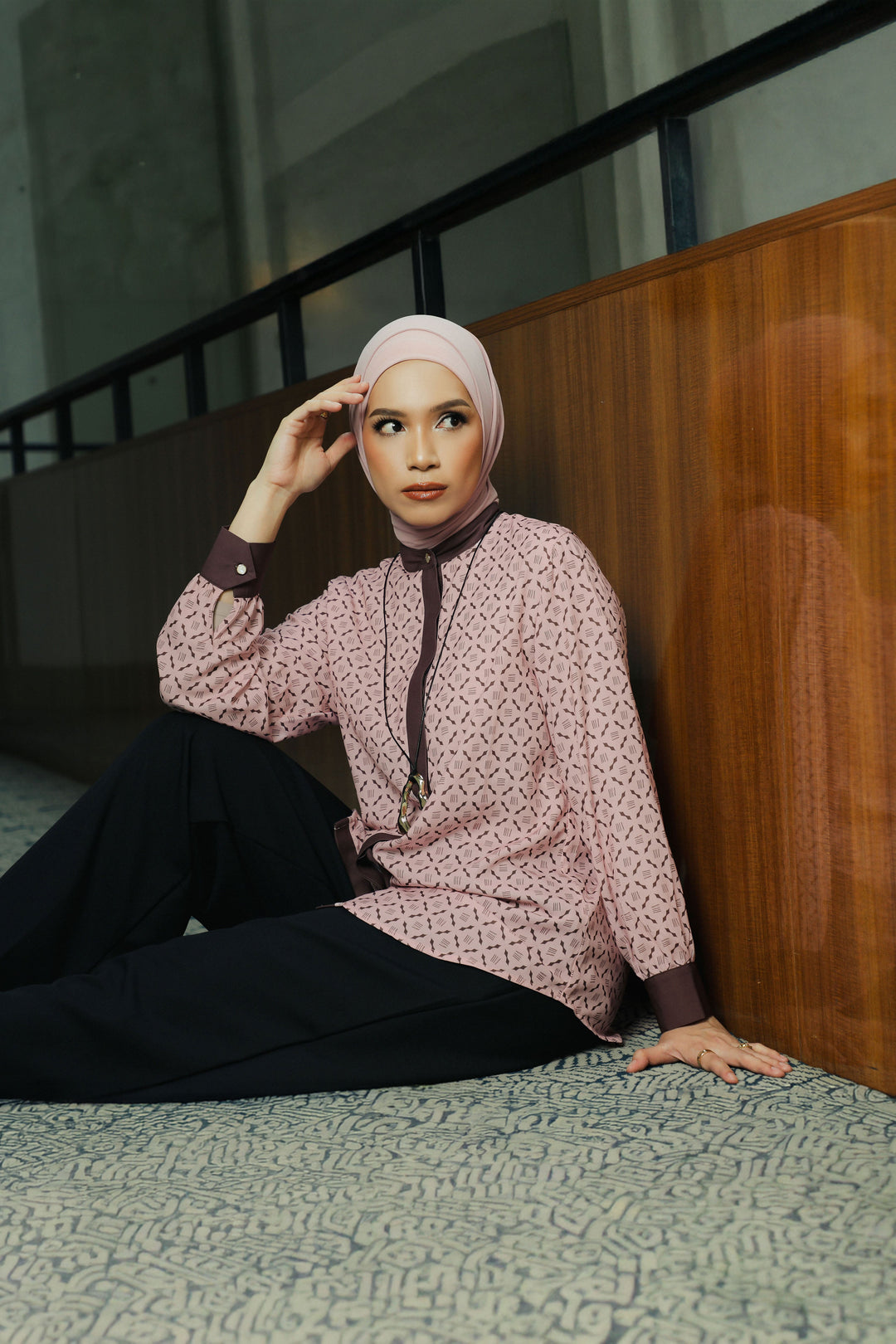 Minor Defect - Briony Kemeja Wanita - Monogram - Coastal Breeze