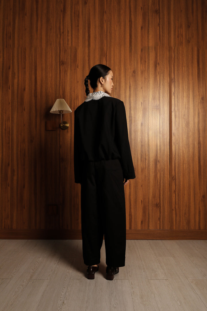 Bonvie Blazer - Beneath The Surface