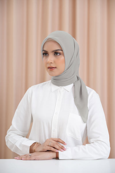 BIA by Zaskia Mecca - Cleora Kerudung Segi Empat Paris Premium