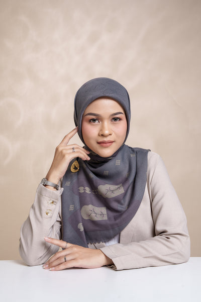 [Anniversary Sale] BIA by Zaskia Mecca - Cordoba Smoke Scarf Kerudung Segi Empat