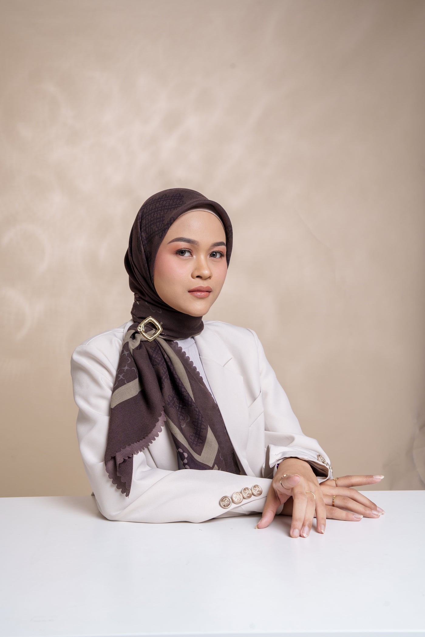 [Anniversary Sale] BIA by Zaskia Mecca - Edna Burgundy Scarf Kerudung Segi Empat - Hagia Sophia Edition