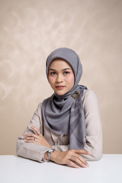 [Anniversary Sale] BIA by Zaskia Mecca - Elsa Lilac Scarf Kerudung Segi Empat - Edisi Kazan Rusia