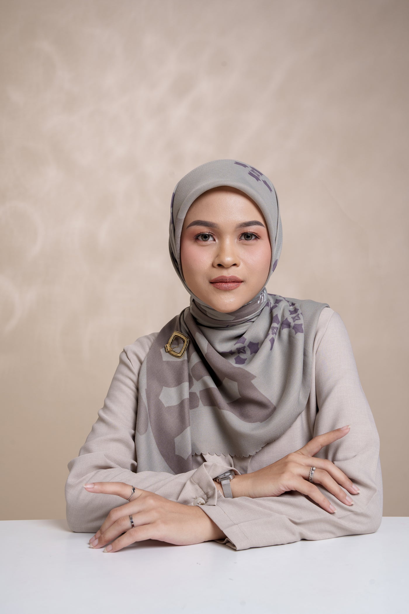 [Year End Sale] BIA by Zaskia Mecca - Elsa Taupe Scarf Kerudung Segi Empat - Edisi Kazan Rusia