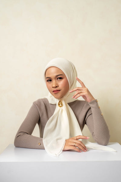 BIA by Zaskia Mecca - Clenia Kerudung Segi Empat Paris Premium