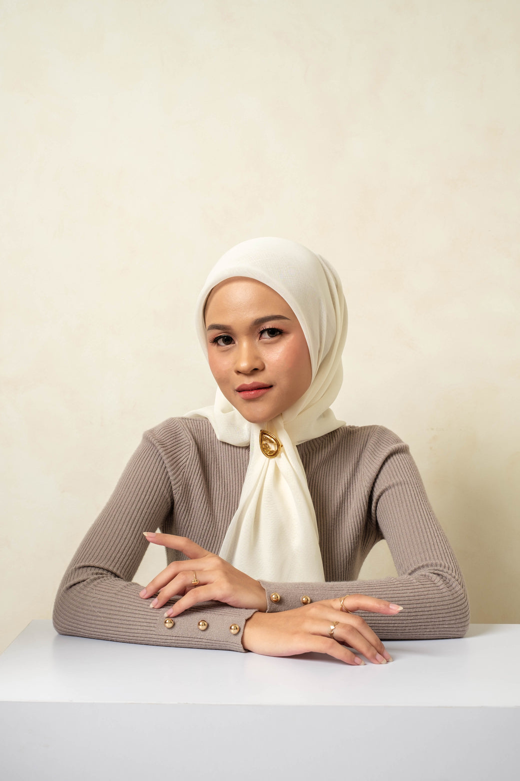 BIA by Zaskia Mecca - Clenia Kerudung Segi Empat Paris Premium