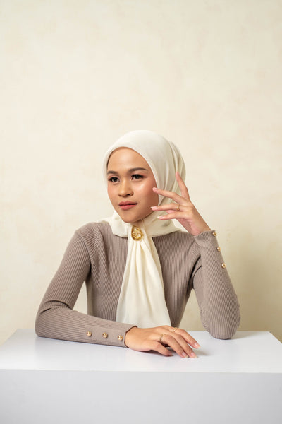 BIA by Zaskia Mecca - Clenia Kerudung Segi Empat Paris Premium