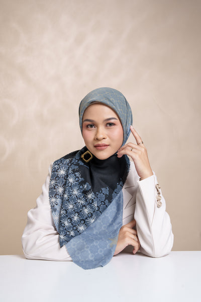 [Year End Sale] BIA x Cut Meyriska - Istanbul Naval Scarf Kerudung Segi Empat