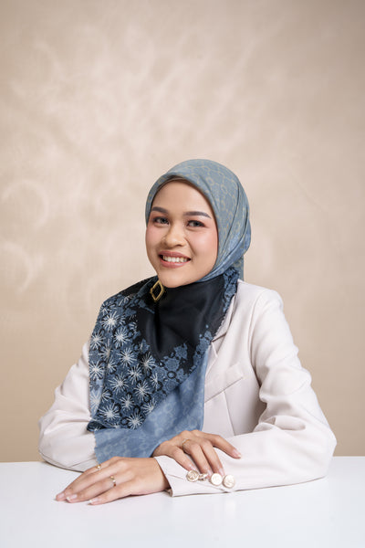 [Year End Sale] BIA x Cut Meyriska - Istanbul Naval Scarf Kerudung Segi Empat