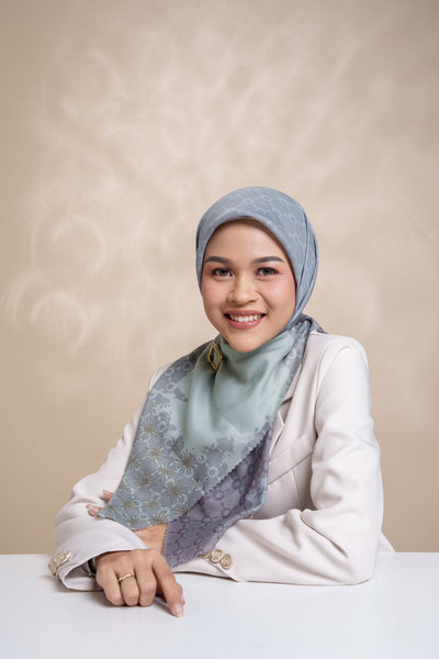 [Year End Sale] BIA x Cut Meyriska - Istanbul Sea Salt Scarf Kerudung Segi Empat