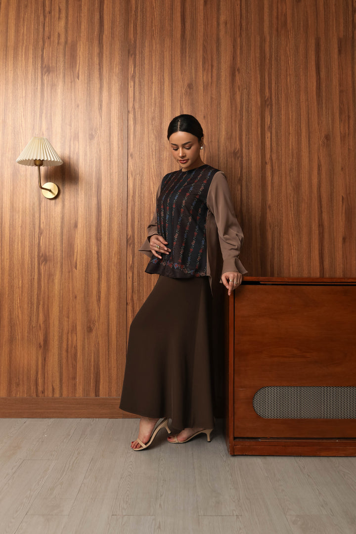 Nala Blouse - Raya Collection - Noir Floral Edition