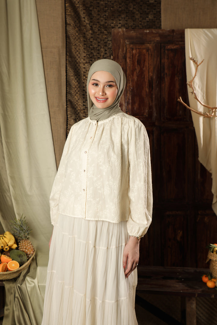 Sitara Kemeja Wanita - Islamic Journey In Africa - Swahili Edition