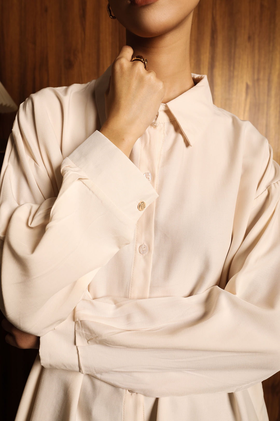 Sajani Kemeja Wanita - Silent Strength