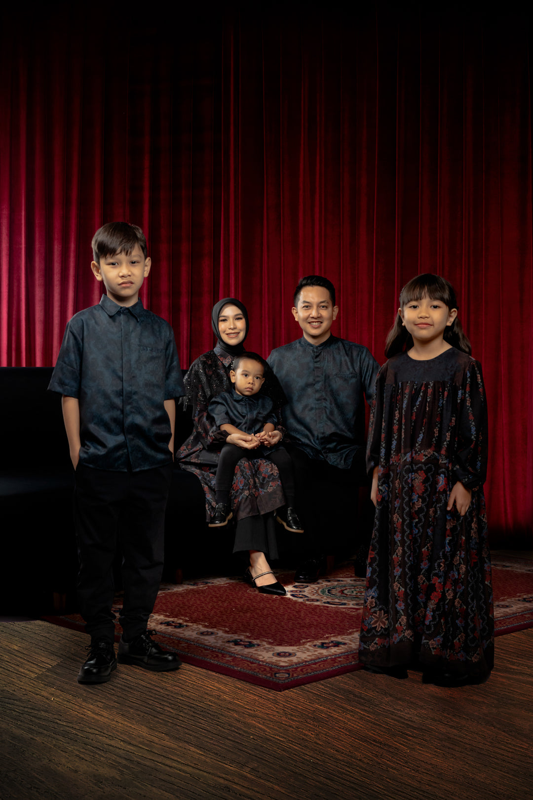 Gray Family Raya Family Set - Raya Collection - Noir Floral Edition – BIAbyZaskiaMecca