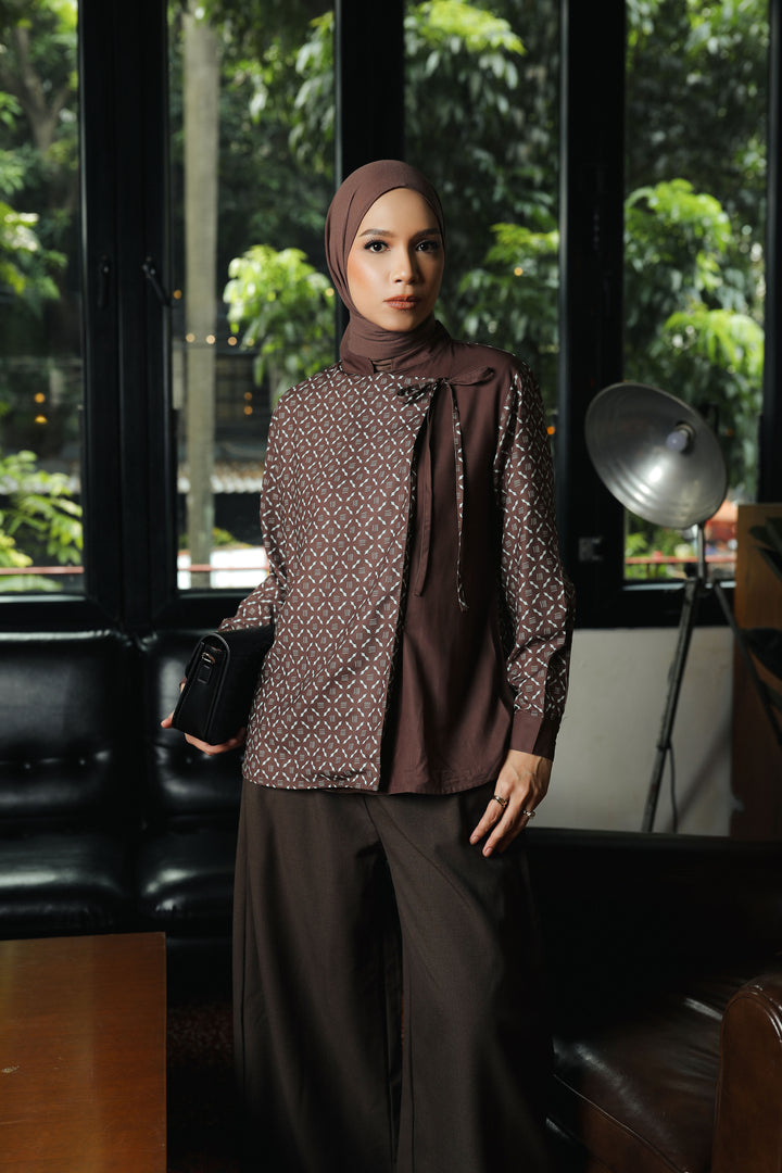 BIA by Zaskia Mecca - Ursya Kemeja Wanita - Monogram - Urban Ease