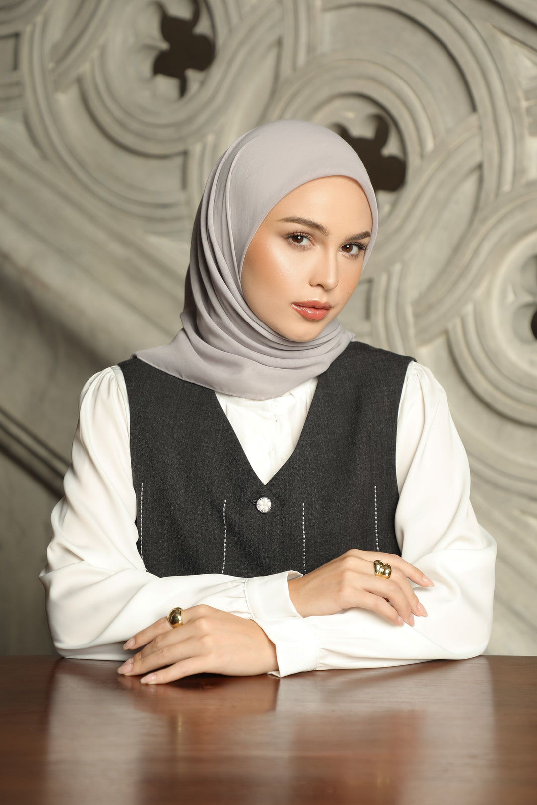 Minor Defect - Blaire Hijab Polos - Hijab Segi Empat Paris Japan Premium Breathable