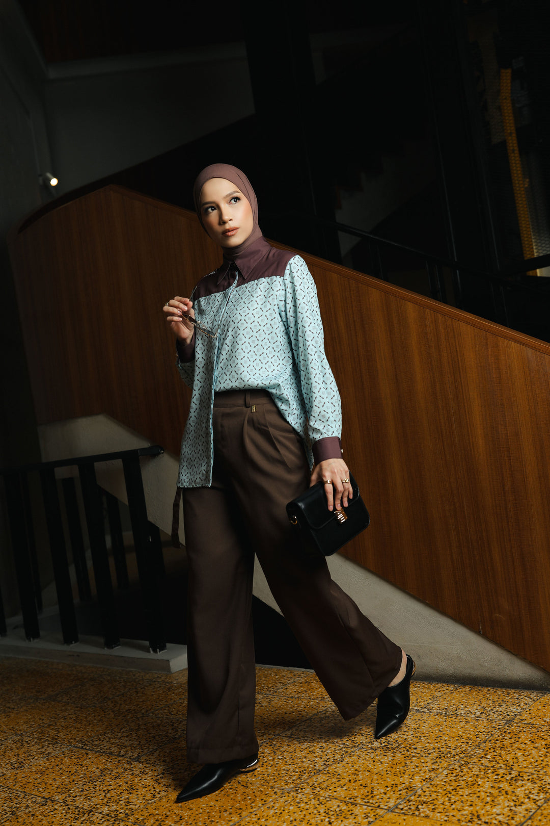Minor Defect -Brisea Kemeja Wanita - Monogram - Coastal Breeze