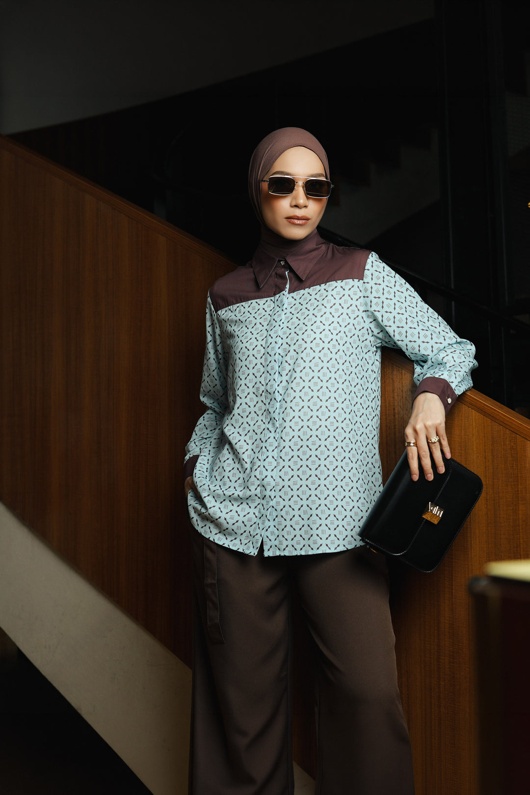 Minor Defect -Brisea Kemeja Wanita - Monogram - Coastal Breeze