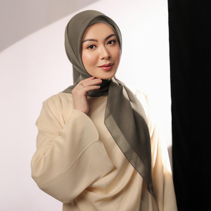 BIA by Zaskia Mecca - Prisia Hijab Polos - Kerudung Segi Empat Paris Japan Premium