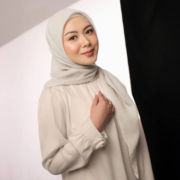 BIA by Zaskia Mecca - Prisia Hijab Polos - Kerudung Segi Empat Paris Japan Premium