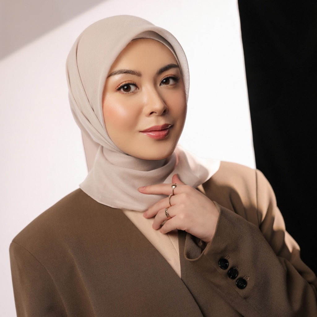 BIA by Zaskia Mecca - Prisia Hijab Polos - Kerudung Segi Empat Paris Japan Premium