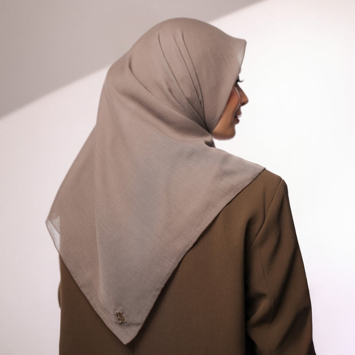 BIA by Zaskia Mecca - Prisia Hijab Polos - Kerudung Segi Empat Paris Japan Premium