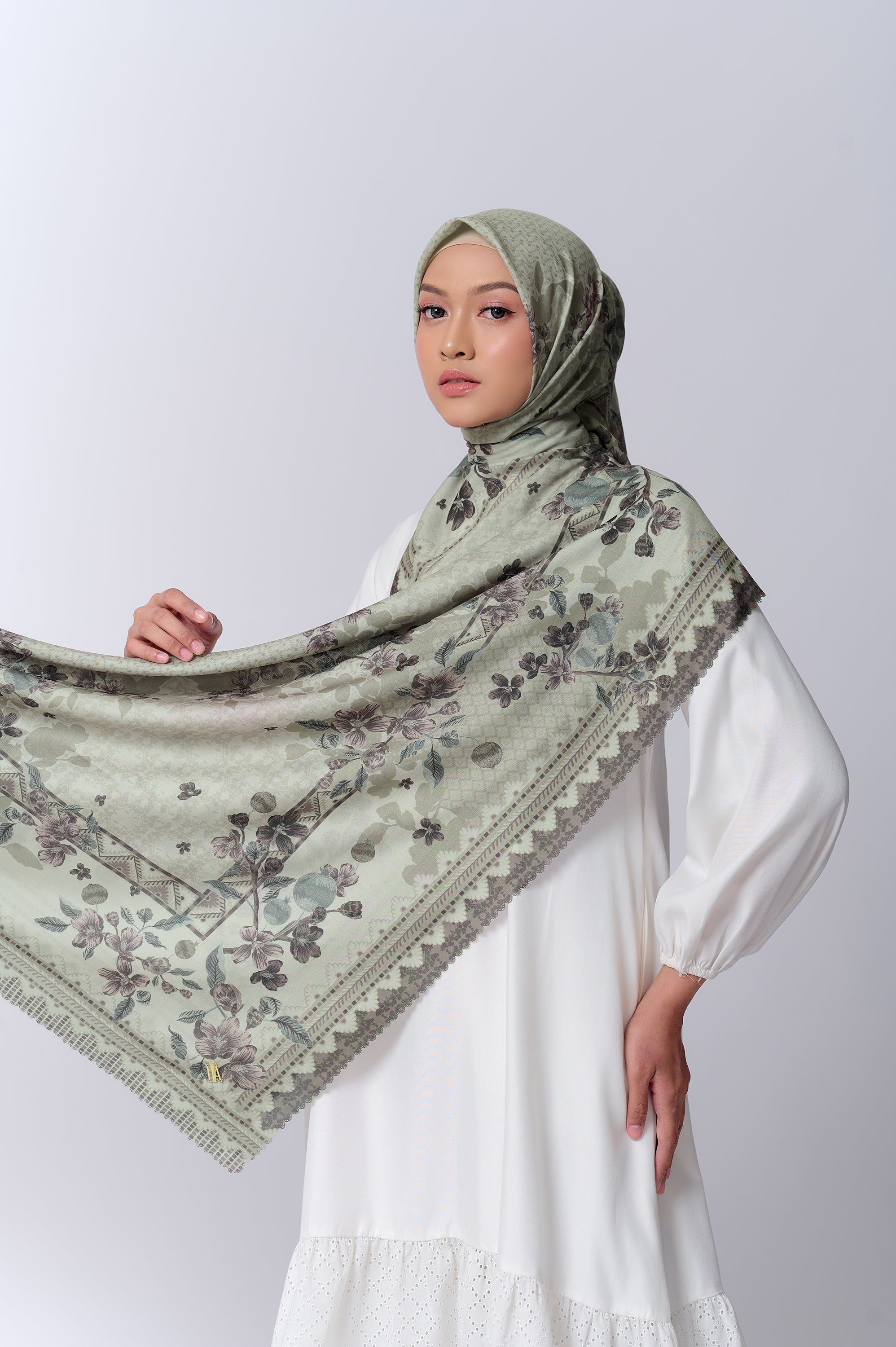 BIA by Zaskia Mecca - Almaty Scarf - Silk Road Expedition - Almaty Edition - Free Box